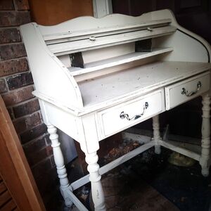 Elegant White Writing Desk